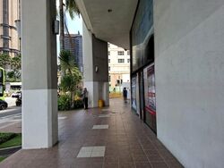 The Golden Landmark (D7), Retail #575911331